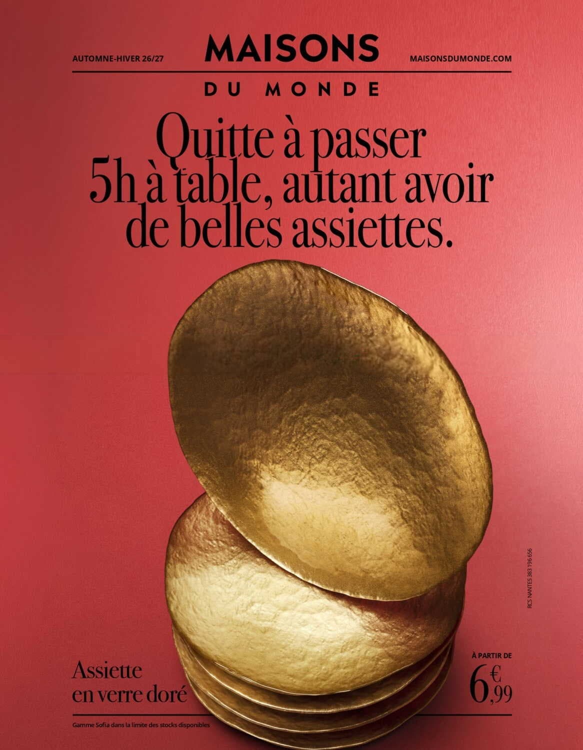 Assiette en verre doré
